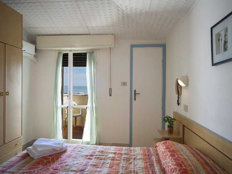Hotel Rosa Ріміні Екстер'єр фото