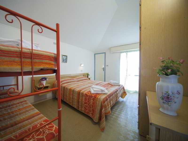 Hotel Rosa Ріміні Екстер'єр фото