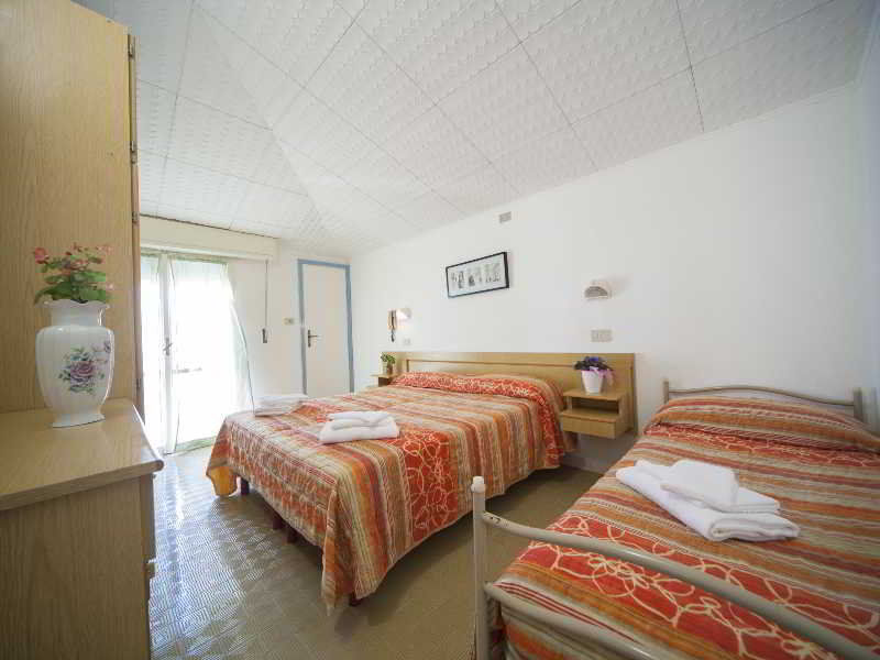 Hotel Rosa Ріміні Екстер'єр фото