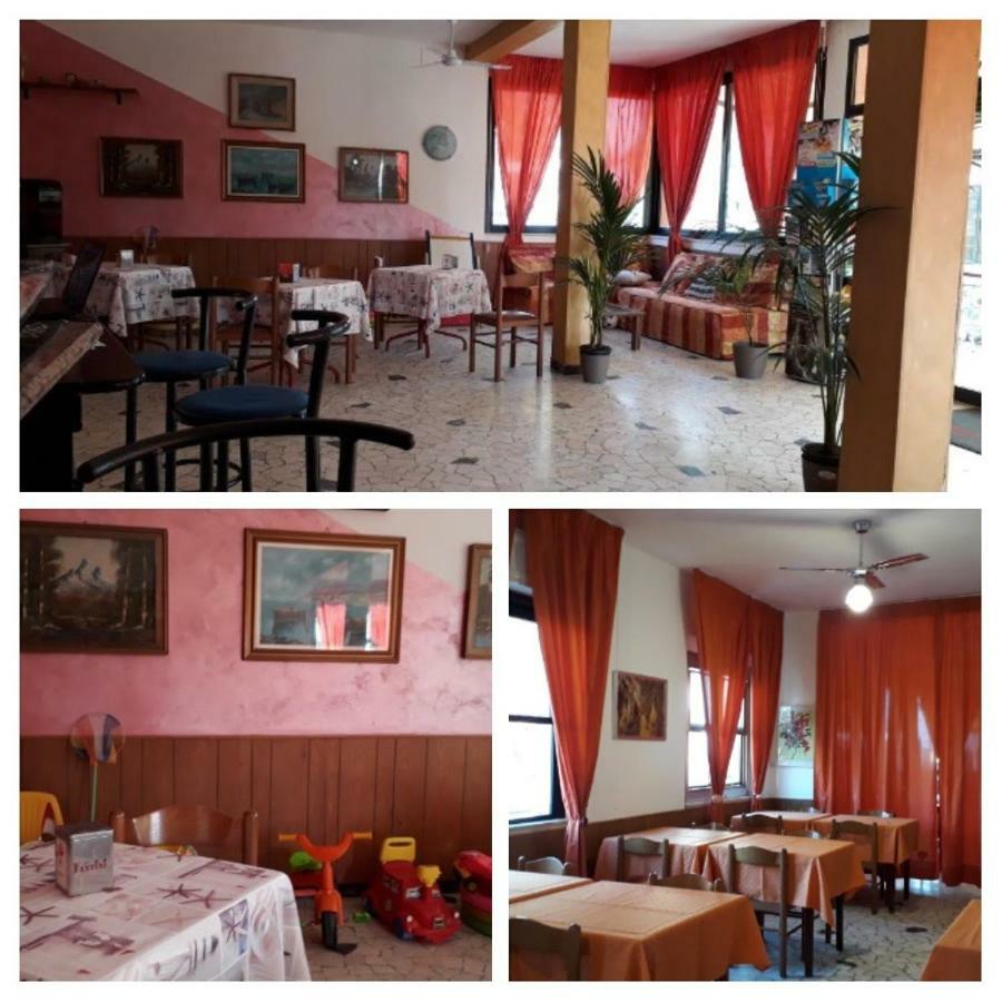 Hotel Rosa Ріміні Екстер'єр фото